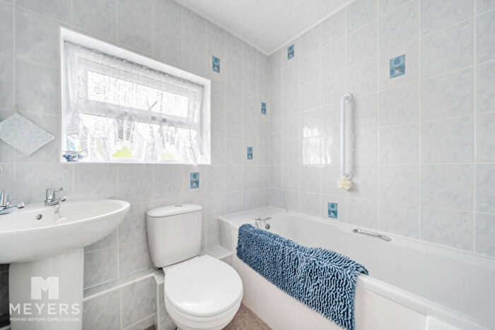 3 Bedroom Terraced House For Sale In Moreys Close, West Lulworth, BH20 - Photo 10
