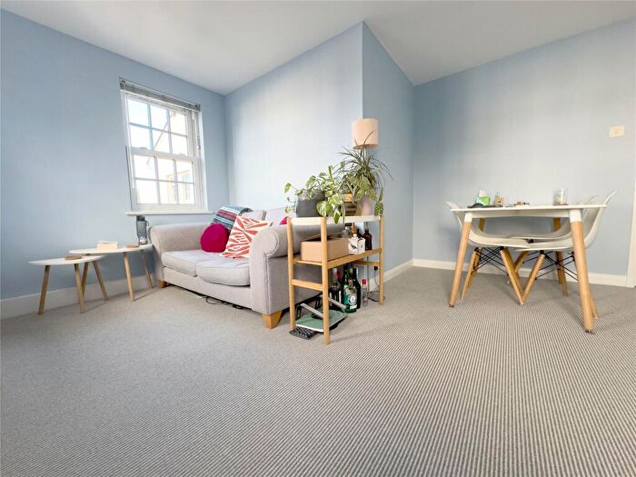 2 Bedroom Apartment To Rent In St Leonards, Exeter, EX2