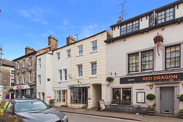1 Bedroom Apartment For Sale In Flat, Main Street, Kirkby Lonsdale, LA6