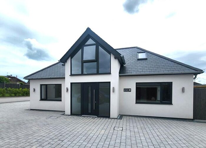 3 Bedroom Bungalow To Rent In Foads Lane, Cliffs End, CT12