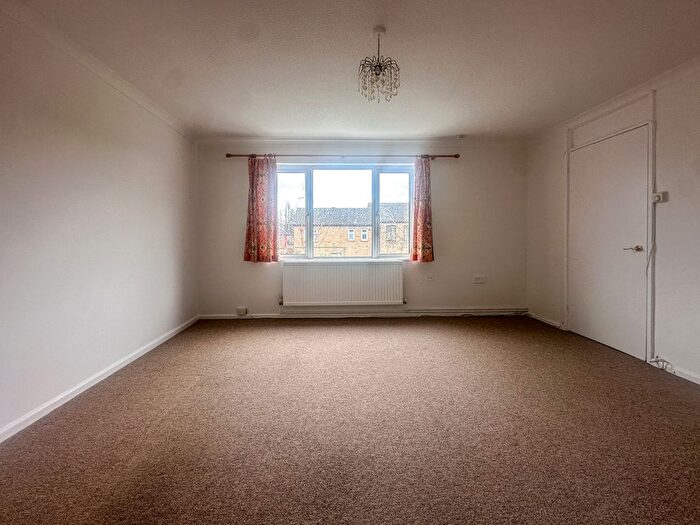 2 Bedroom Flat To Rent In Dennis Road, Cambridge, CB5