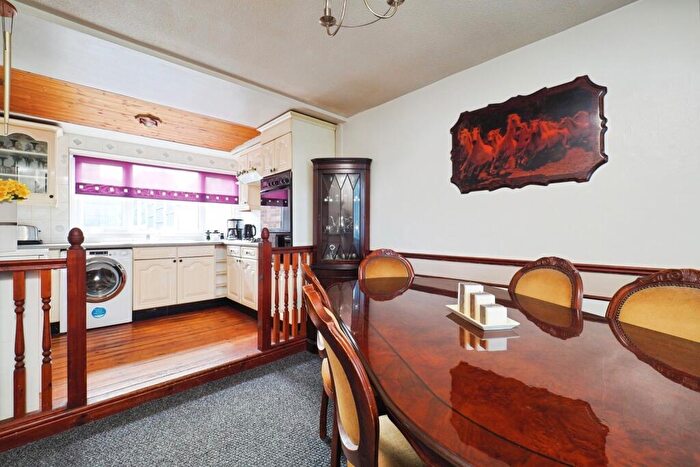 3 Bedroom Terraced House For Sale In Kirkbride Court, Beeston, Nottingham, Nottinghamshire, NG9