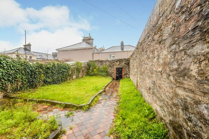 2 Bedroom Flat To Rent In Lipson Road, Plymouth PL4