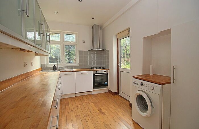 4 Bedroom Semi-Detached House To Rent In Lampton Avenue, Hounslow, TW3