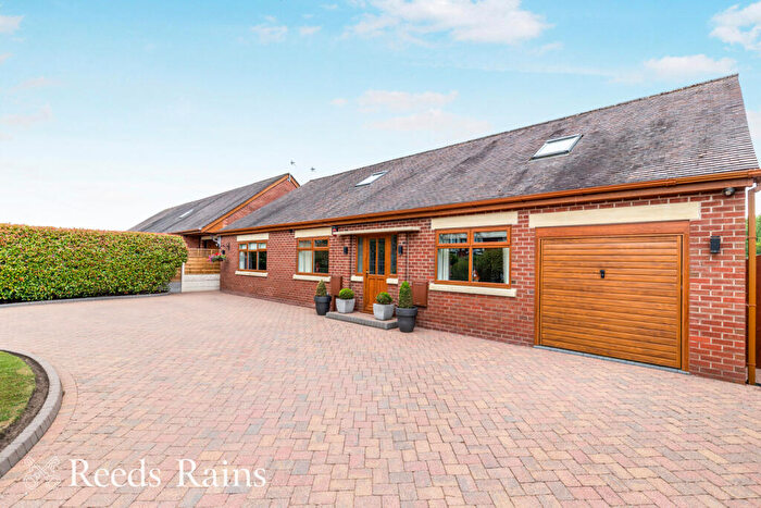 5 Bedroom Detached House For Sale In Washington Lane, Euxton, Chorley, Lancashire, PR7