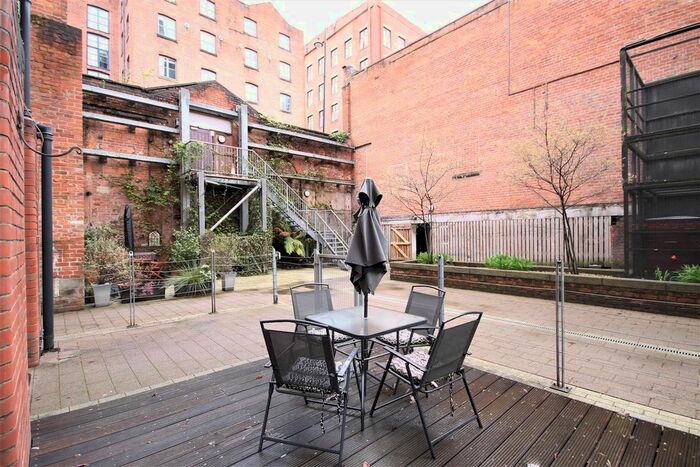 3 Bedroom Flat To Rent In Macintosh Mills, Cambridge Street, Manchester, M1
