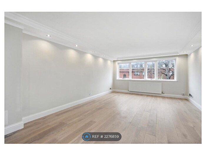 3 Bedroom Terraced House To Rent In St. Andrews Square, London, W11