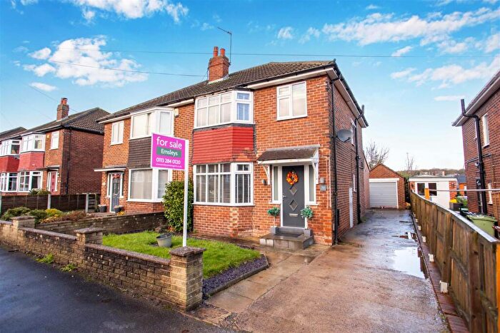 3 Bedroom Semi-Detached House For Sale In Manston Avenue, Leeds, LS15