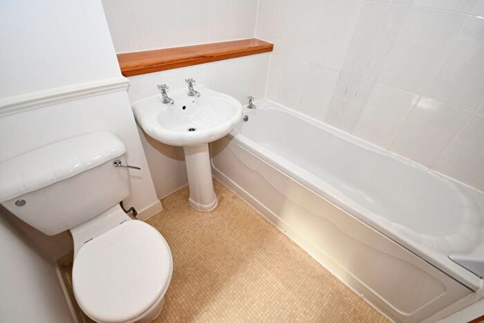 1 Bedroom Flat To Rent In Hilton Crescent, Inverness, IV2