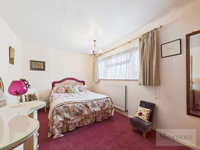 2 Bedroom End Of Terrace House For Sale In Wychwood Close, Witney, OX28