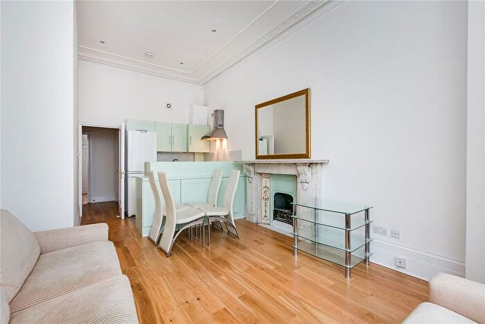 2 Bedroom Flat To Rent In Coleherne Road, London, SW10