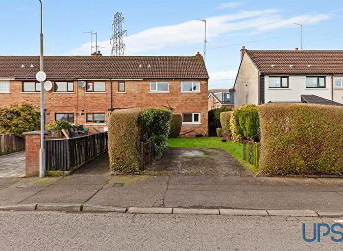 3 Bedroom End Of Terrace House For Sale In Riverdale Park North, Belfast, BT11
