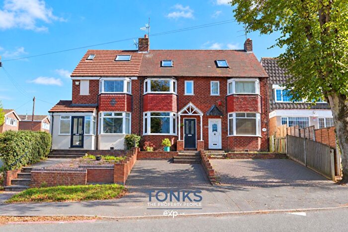 3 Bedroom Terraced House For Sale In Moat Road, Oldbury, B68