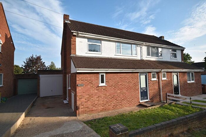 3 Bedroom Semi-Detached House To Rent In Chiltern Way, Northampton, NN5