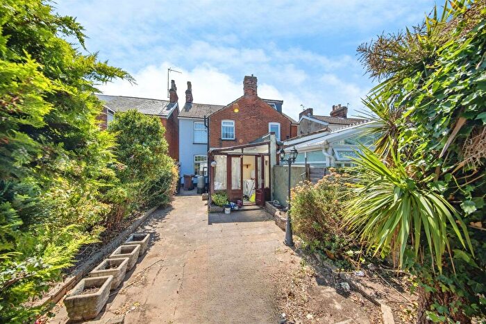 2 Bedroom Semi-Detached House For Sale In Pearce Road, Ipswich, IP3