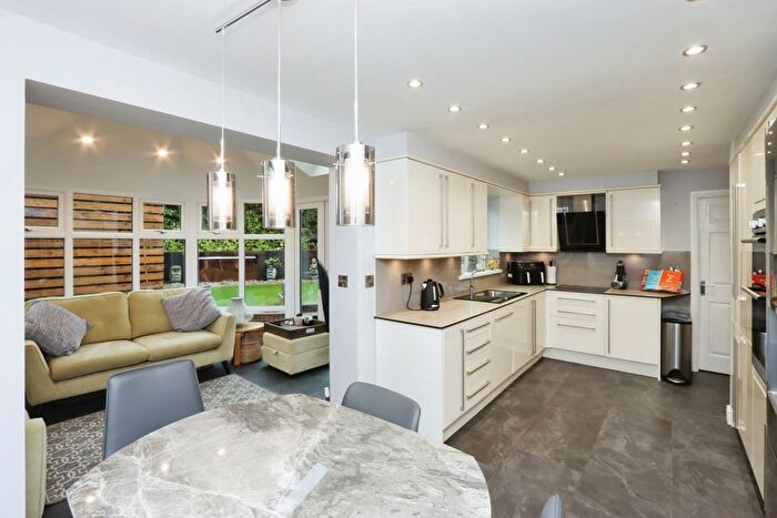 4 Bedroom Detached House For Sale In Peacock Close, Killamarsh, Sheffield, Derbyshire, S21