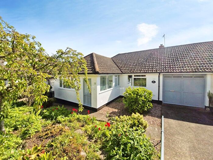 3 Bedroom Bungalow For Sale In Vicarage Road, Minehead, TA24