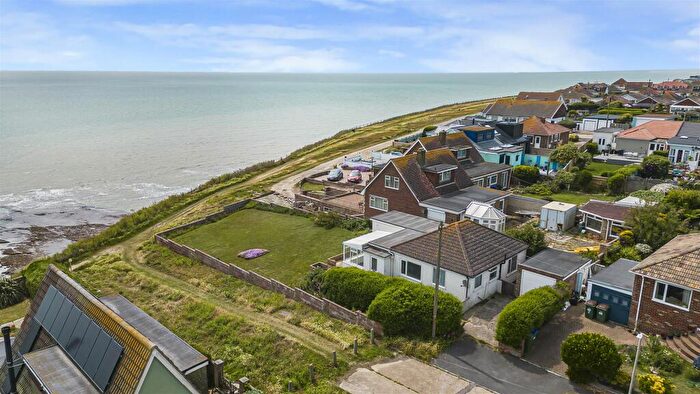 3 Bedroom Detached Bungalow For Sale In The Promenade, Peacehaven, BN10