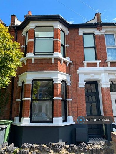 1 Bedroom Terraced House To Rent In Chester Road, London, N17