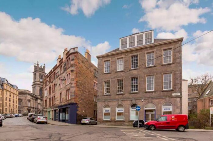 2 Bedroom Flat To Rent In , St Stephen Street, Edinburgh, EH3