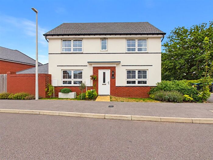 3 Bedroom Property To Rent In Horton Drive, Upper Lighthorne, CV33