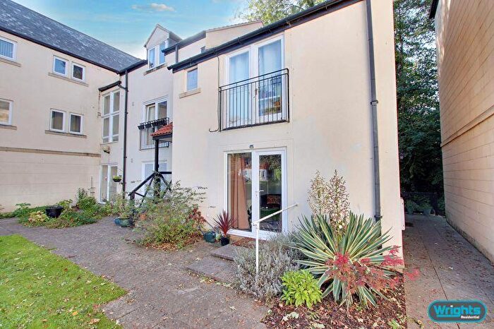 1 Bedroom Flat To Rent In Horsebrook, Calne, SN11