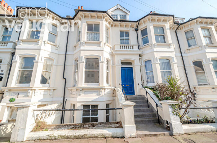 1 Bedroom Flat To Rent In Seafield Road, Hove, East Sussex, BN3