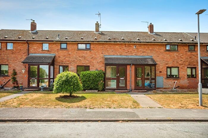 2 Bedroom Terraced House For Sale In Fairway Crescent, Newton, Nottingham, Nottinghamshire, NG13