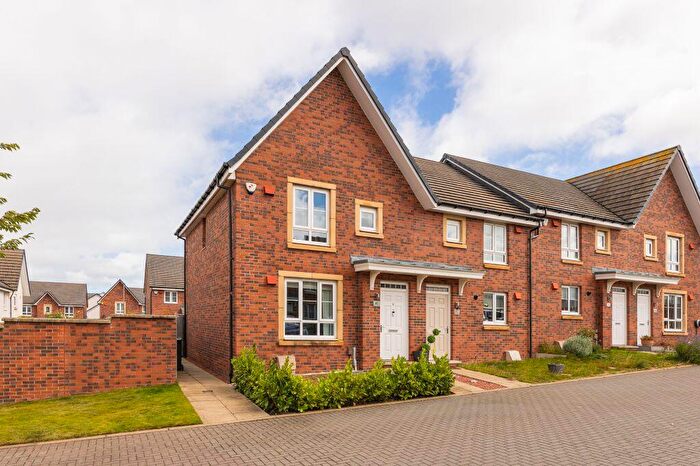 3 Bedroom End Of Terrace House For Sale In Blackchapel Road, Edinburgh, EH15