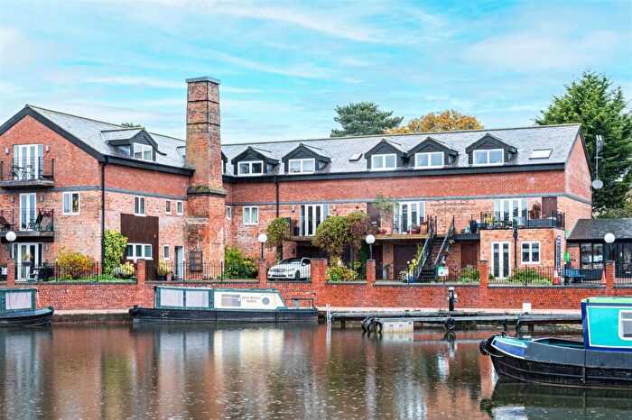 3 Bedroom House For Sale In Canalside, Market Harborough, LE16