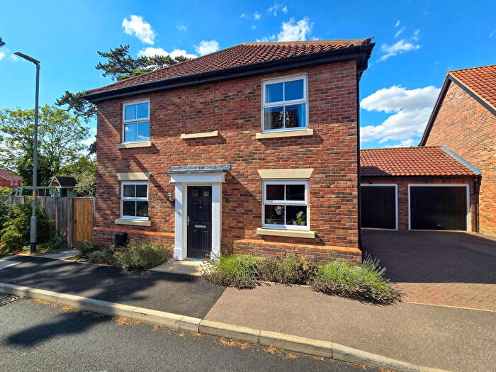 3 Bedroom Detached House For Sale In Bryony Way, Attleborough, NR17