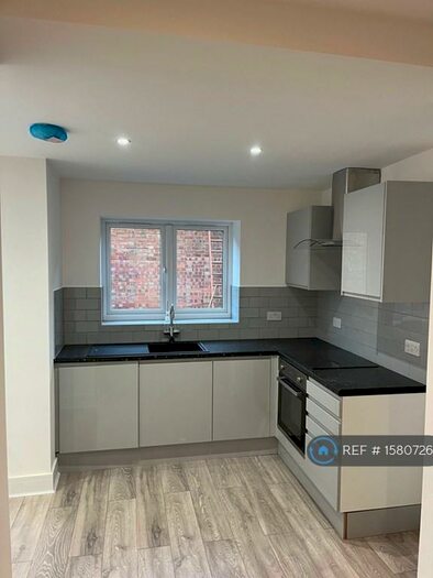 3 Bedroom Terraced House To Rent In Cumberland Avenue, Gravesend, DA12