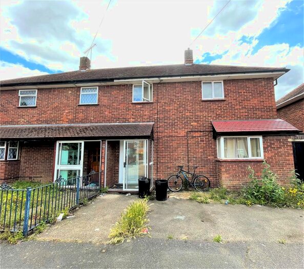 5 Bedroom Semi-Detached House To Rent In Myrtle Close, Uxbridge, Greater London, UB8