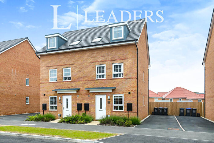 3 Bedroom Semi Detached House To Rent In Kipling Way, Overstone, Northampton, NN6