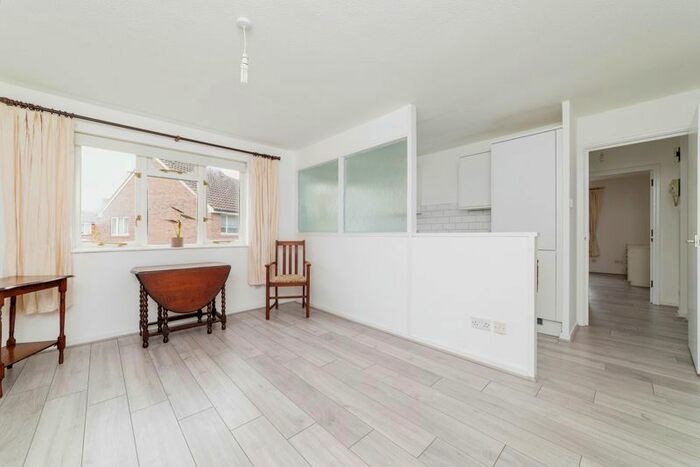 1 Bedroom Flat To Rent In Northumberland Road, London, E6