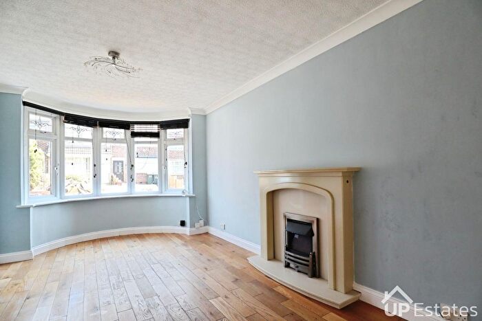 3 Bedroom Terraced House To Rent In Herrick Road, Coventry, CV2