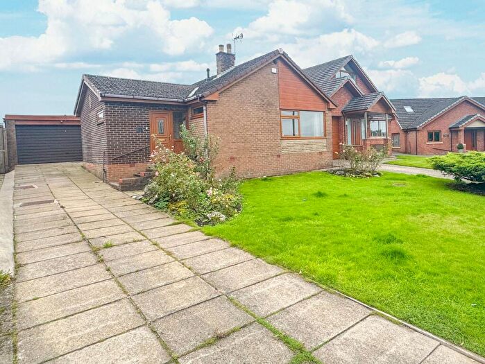 3 Bedroom Detached Bungalow For Sale In Ashborne Drive, Summerseat, Bury, BL9