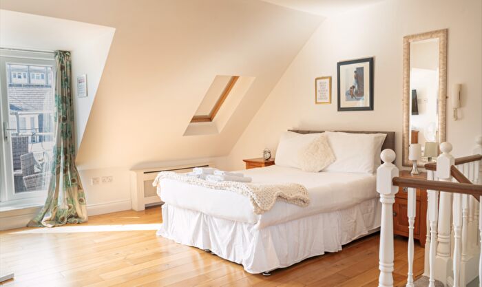 2 Bedroom Flat To Rent In Devonshire Place (Penthouse), East Sussex, BN2