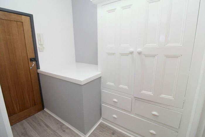 1 Bedroom Flat To Rent In Kimberley Road, Penylan, Cardiff CF23