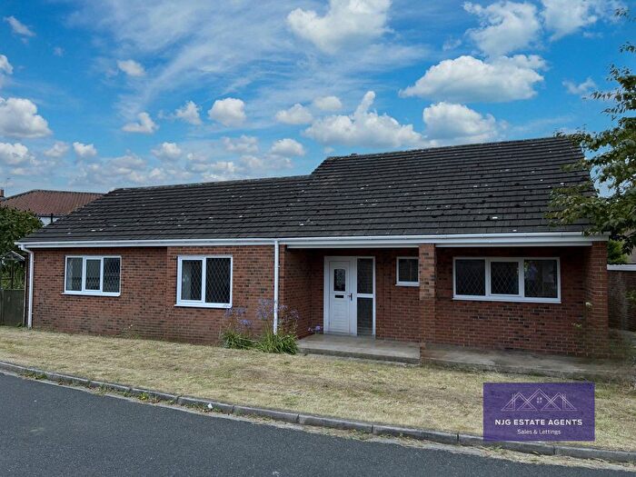 3 Bedroom Bungalow For Sale In Poplar Gardens, Drax, Selby, YO8