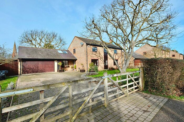 4 Bedroom Detached House For Sale In Stonely Road, Easton, Huntingdon, PE28