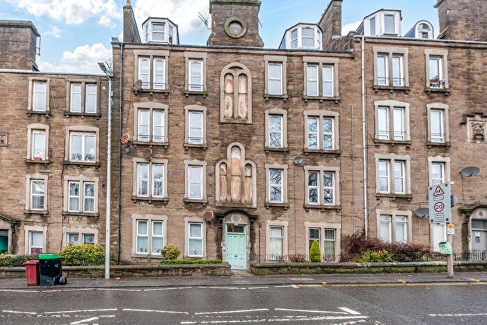 4 Bedroom Flat For Sale In Forfar Road, Dundee, DD4