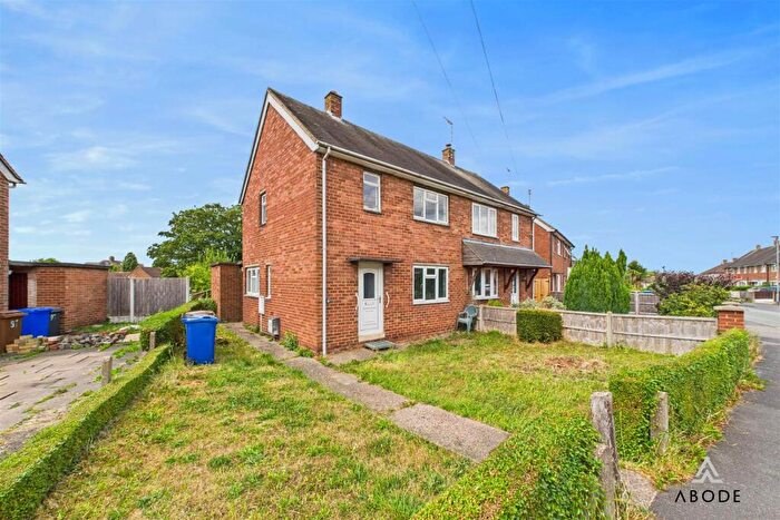 2 Bedroom House For Sale In Holts Lane, Tutbury - Auction Sale + Fees, DE13