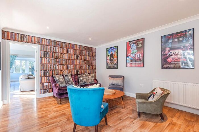5 Bedroom Detached House For Sale In A Beautiful Four-bedroom, All En-suite Property In The Charming Village Of Blakeney., NR25