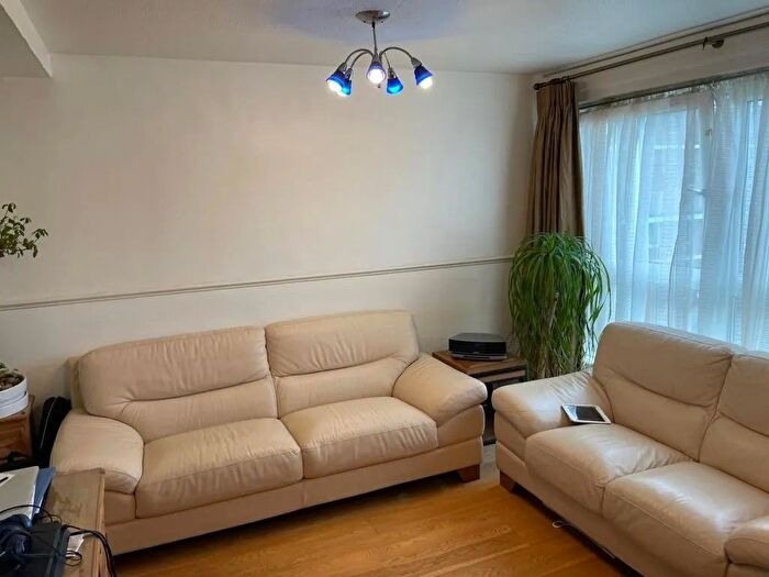 3 Bedroom Maisonette To Rent In Portia Way, London, E3