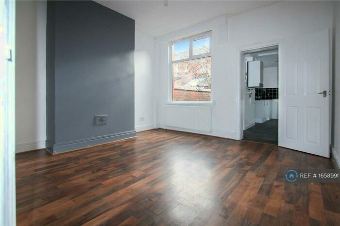 2 Bedroom Terraced House To Rent In Worthing Street, Manchester, M14