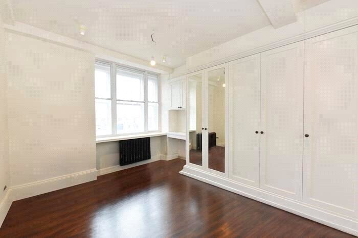 2 Bedroom Apartment To Rent In Chalfont Court, Baker Street, NW1