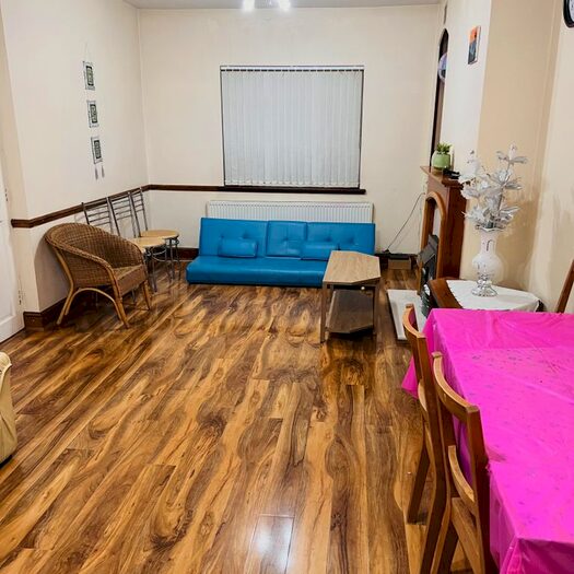 3 Bedroom Terraced House To Rent In East Avenue, Southall UB1