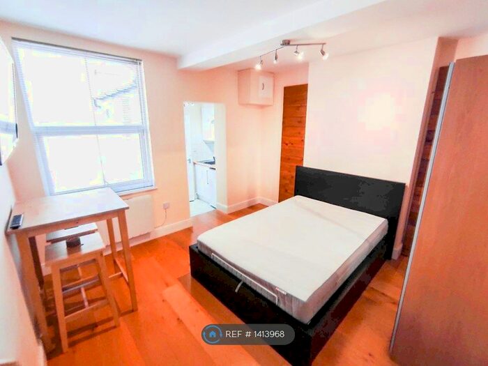 Studio To Rent In Northwood, Northwood, HA6