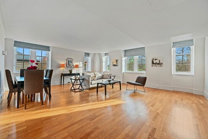 2 Bedroom Flat To Rent In Coleridge Gardens, London, SW10